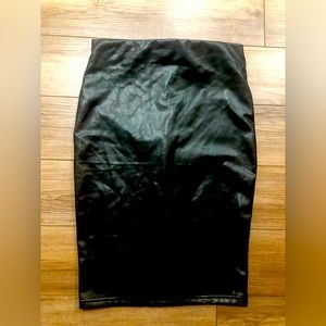 NWT- Vegan Leather pencil skirt- Size Small